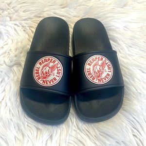 Rebel ❤️ Slides
